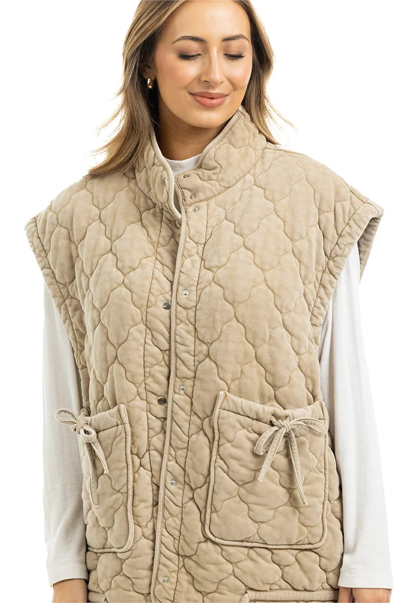 Beige Oversized Garment Washed Quilted Vests Wholesale