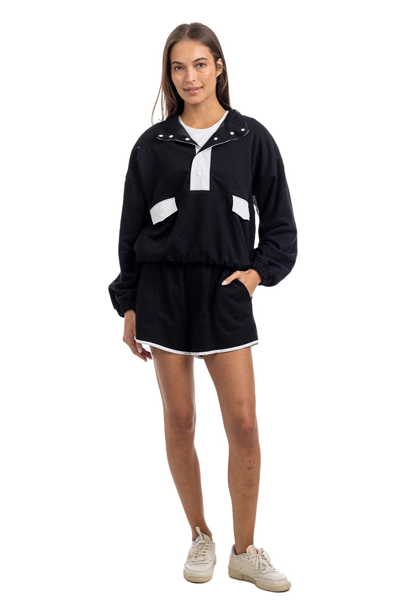 Black & White Quarter Snap Wholesale Set Athletics