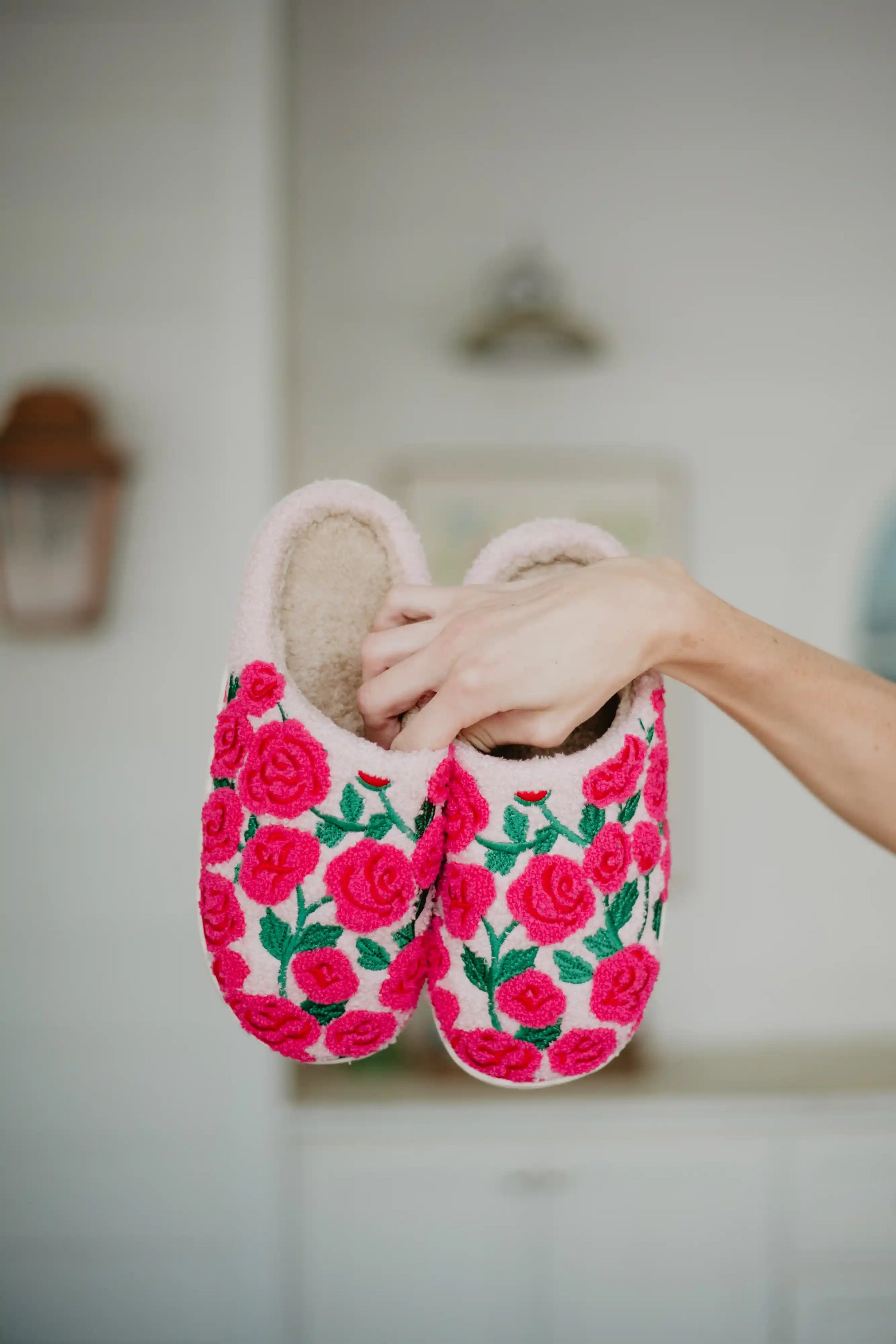 Whimsical Roses Wholesale Cozy Slippers