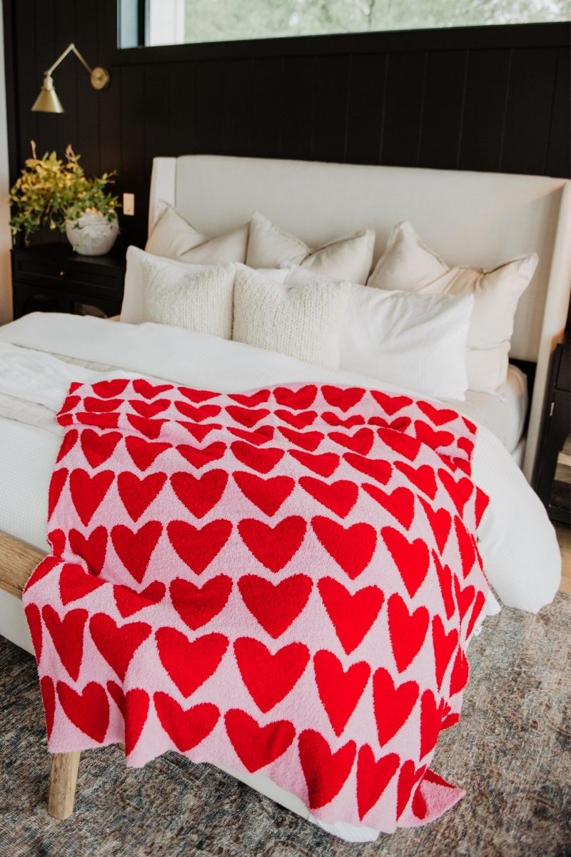 Girly Red Hearts Cute Oversized Wholesale Throw Blanket