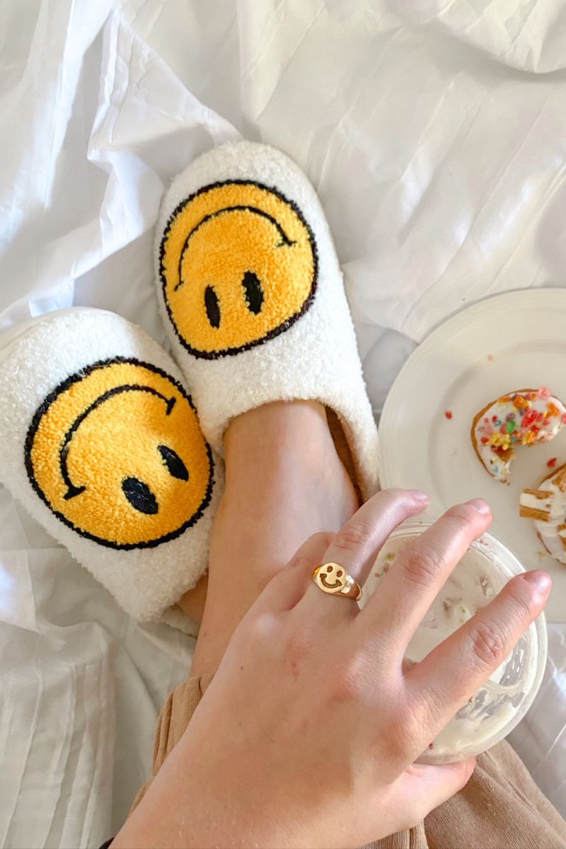 10 for $60 Slippers Variety Pack ($140 value)
