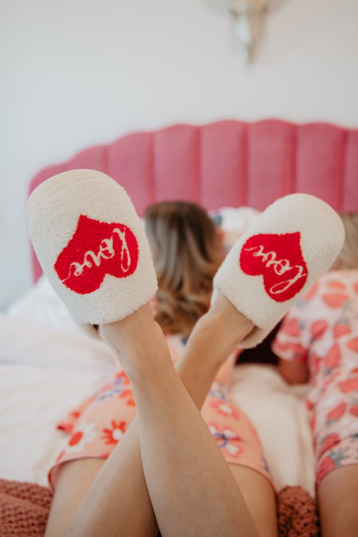 Love Heart Wholesale Slippers