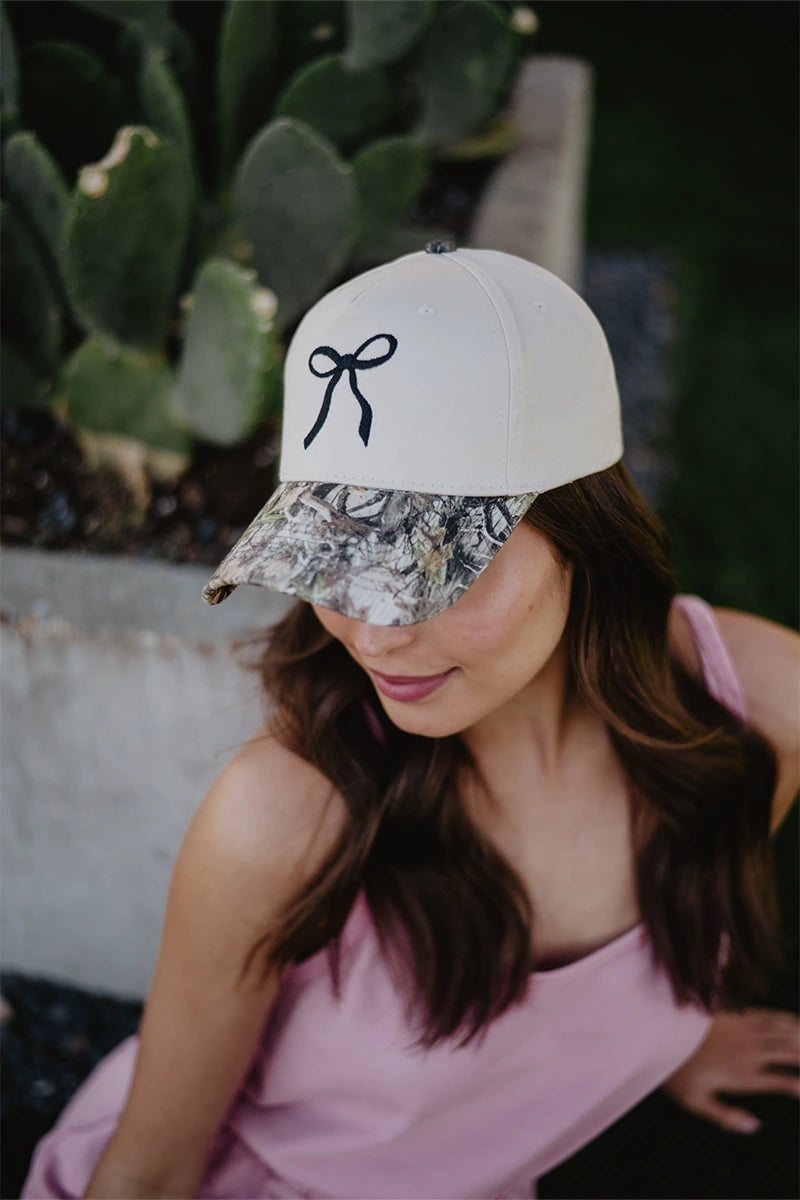Coquette Bow Wholesale Vintage Two-Toned Hat