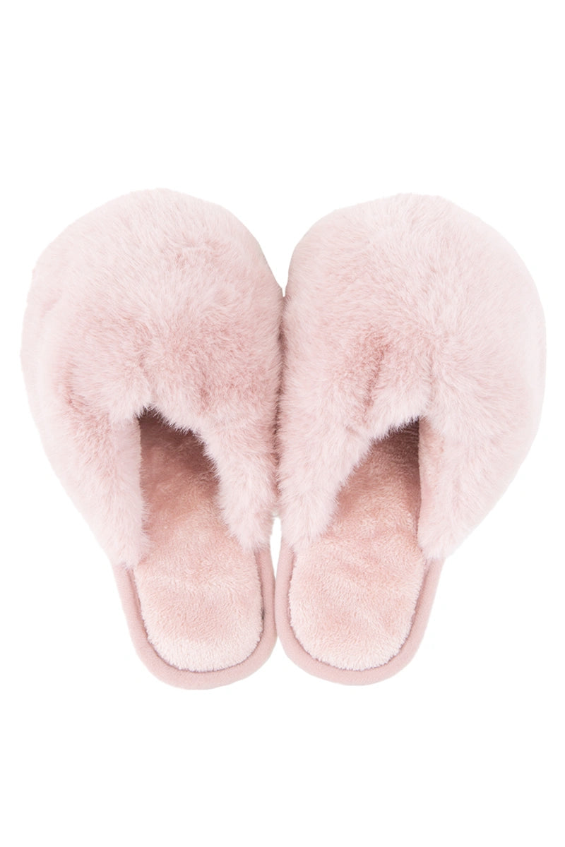 Light Pink Women's Faux Fur Jumbo Slippers Wholesale